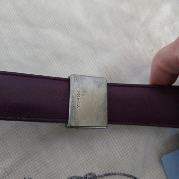 Vintage Prada Purple Leather Flap Shoulder Bag w/ Dustbag and Authenticity cards - Picture 8 of 16